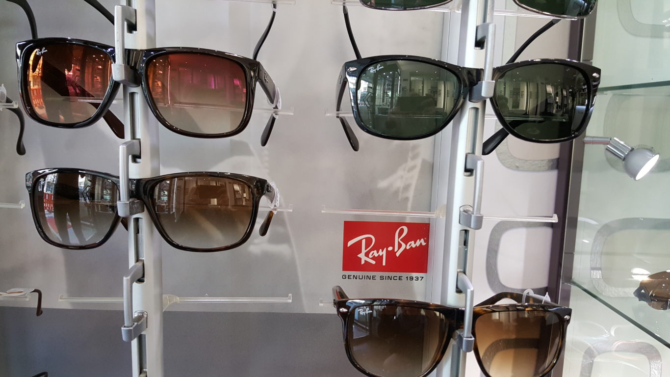 Neue Ray Ban Sonnenbrillen für Schwerin